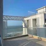 Cerca a la playa, hermoso apt